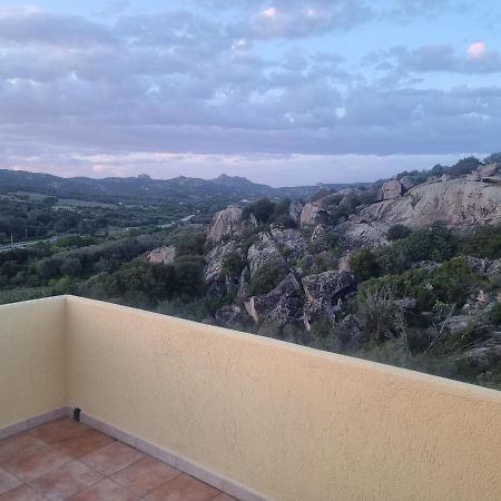 Appartamento Monte Mare Arzachena Ngoại thất bức ảnh