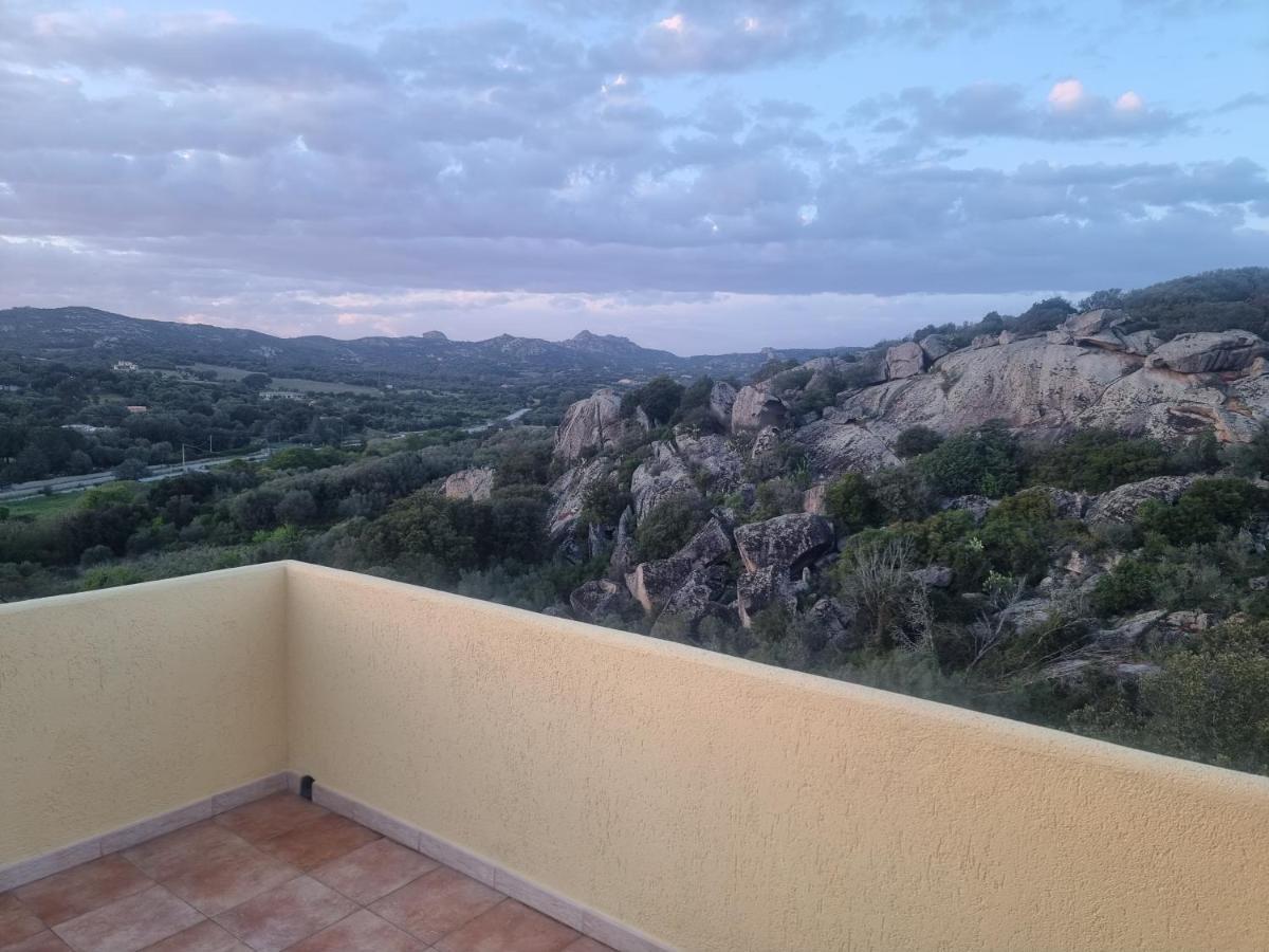 Appartamento Monte Mare Arzachena Ngoại thất bức ảnh